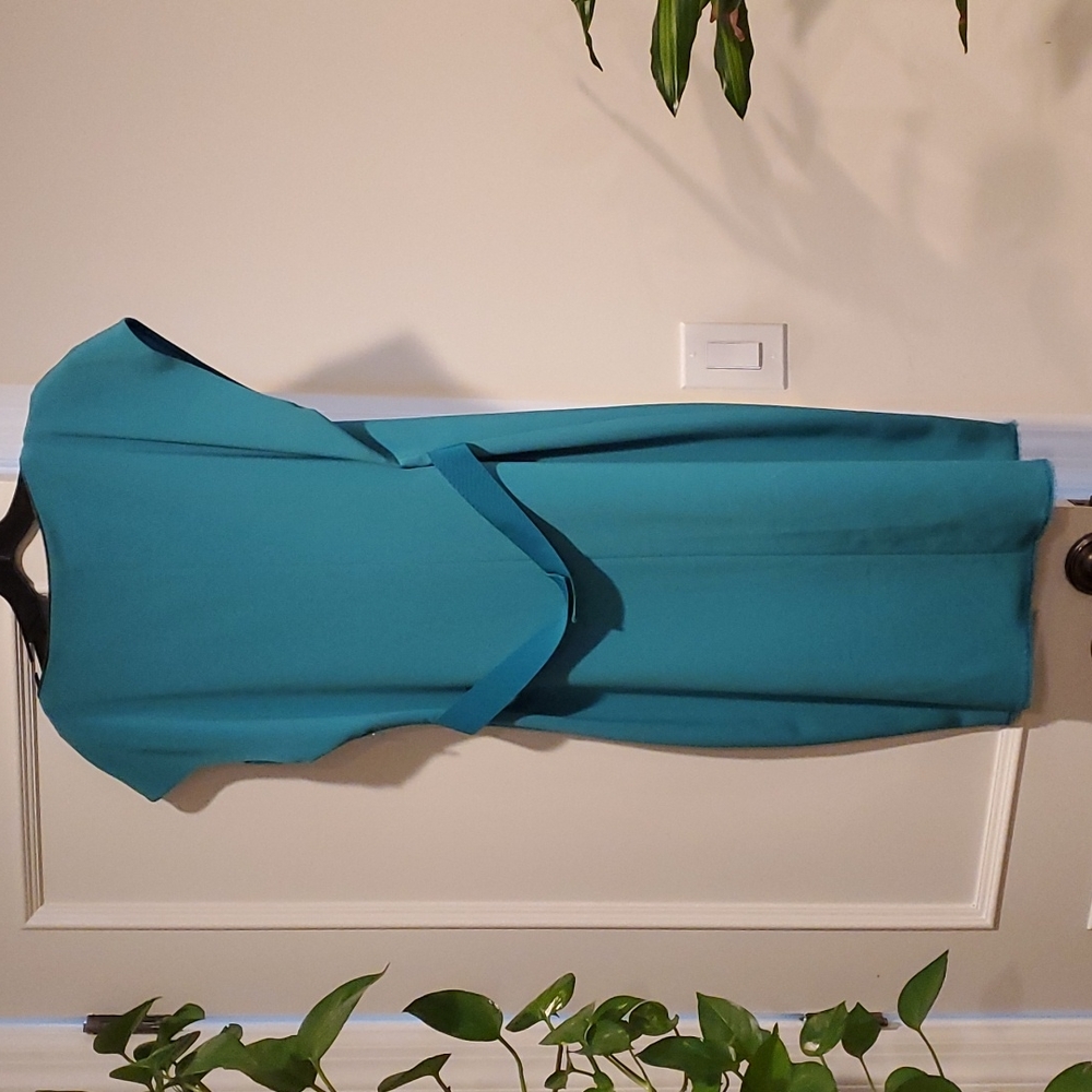 Elie tahari green cow neck below knee dress - Picture 3 of 5